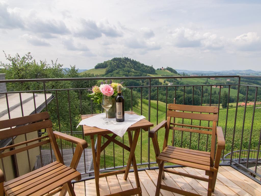 Weinhotel Maitz Wolfgang Ratsch an der Weinstrasse Quarto foto